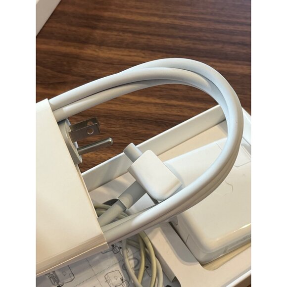 Apple MagSafe 2 85W Power Adapter (MD506LL/A) for MacBook Pro White Office Work - Picture 11 of 14